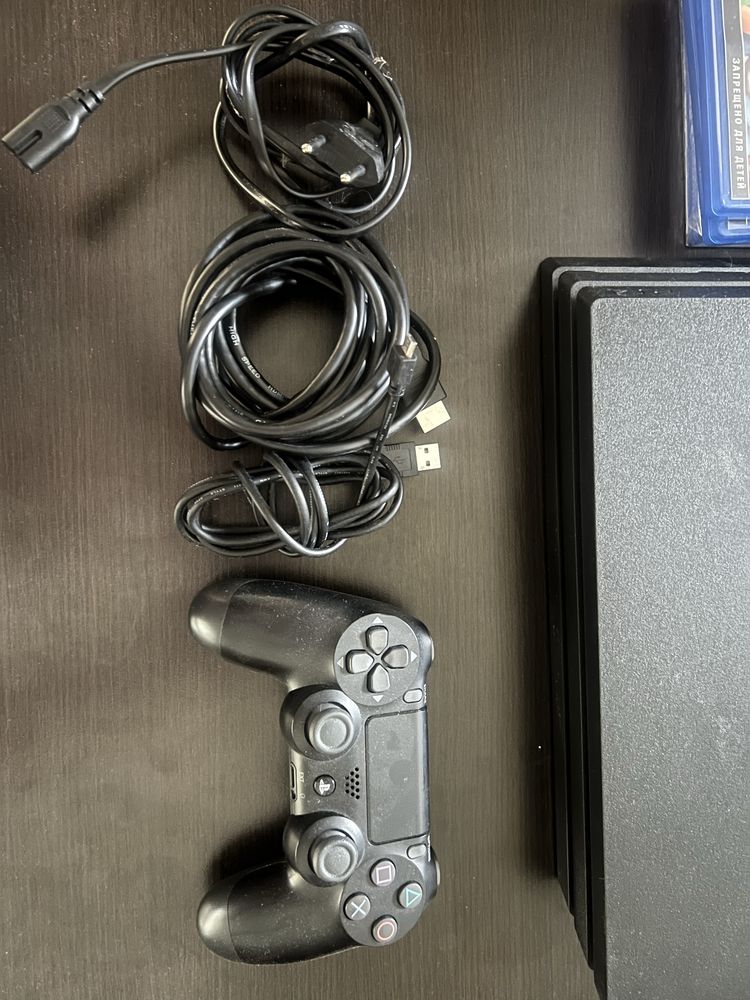 PS 4 Pro+ нова камера