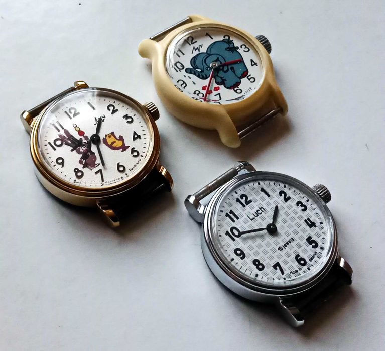 Часы детские механические ЛУЧ СССР цыпленок и заяц, слоненок