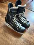 Ковзани SUPREME PRO BAUER. Розмір 41.