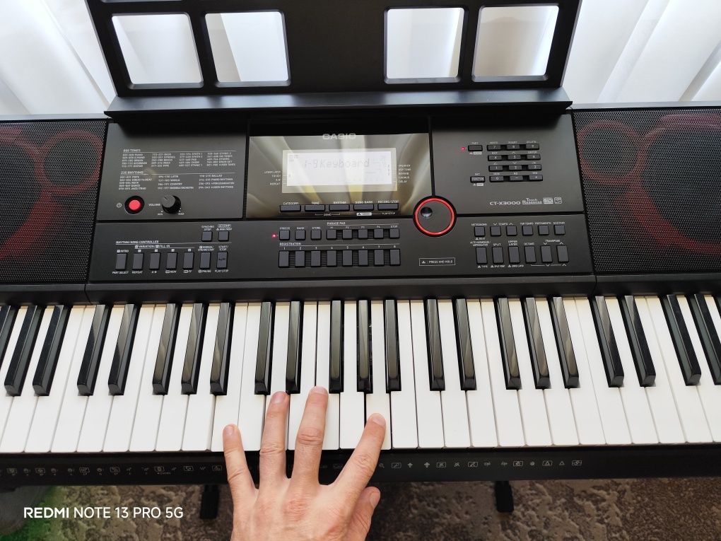 Синтезатор CASIO CT-X3000 + стійка, все працює