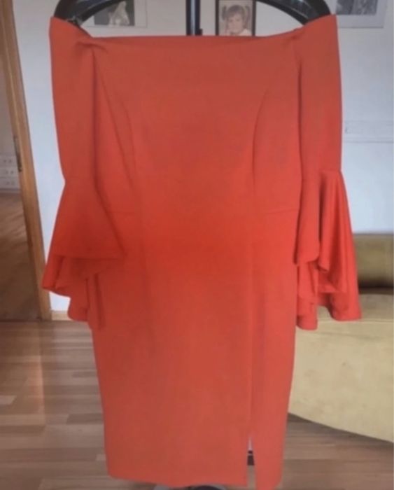 Sukienka ołówkowa czerwona 40/L świąreczna elegancka