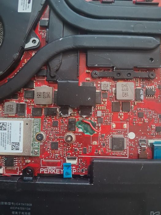 НА ЗАПЧАСТИНИ Asus rog zephyrus g14 2021 rtx 2060 ryzen 9
