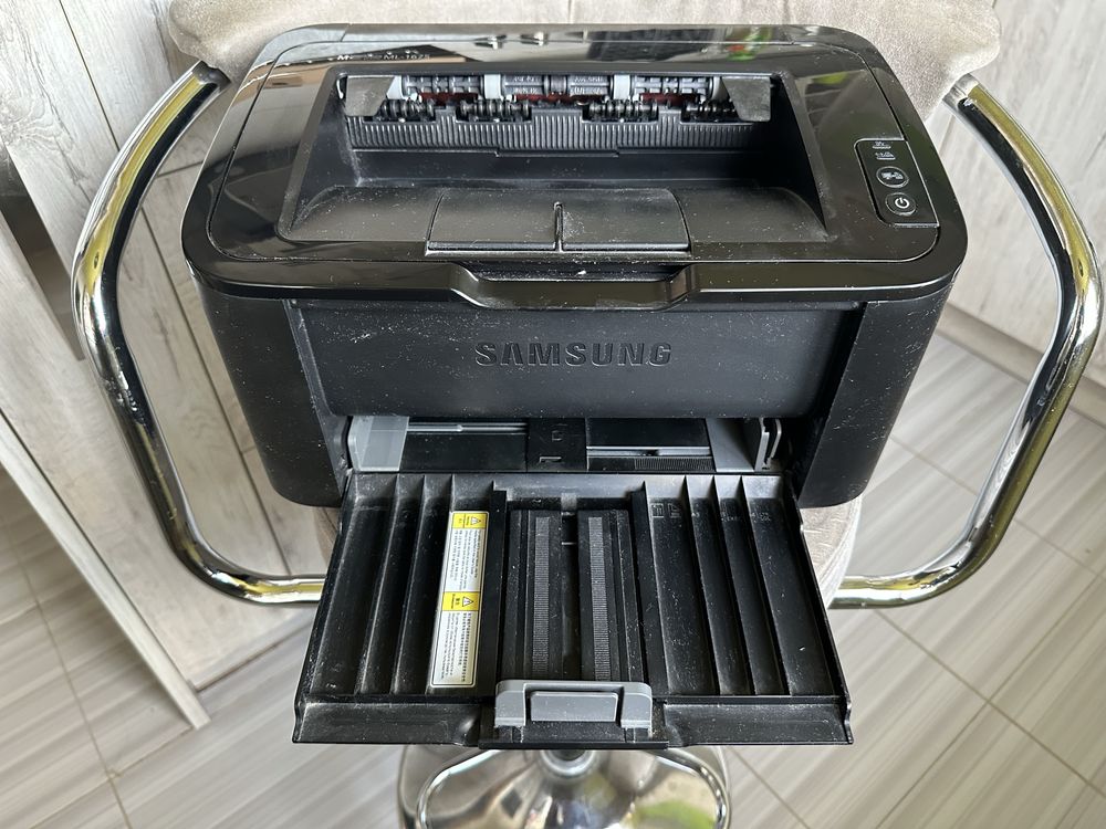 Drukarka Samsung ML 1675 - drukuje, słabo wciąga papier