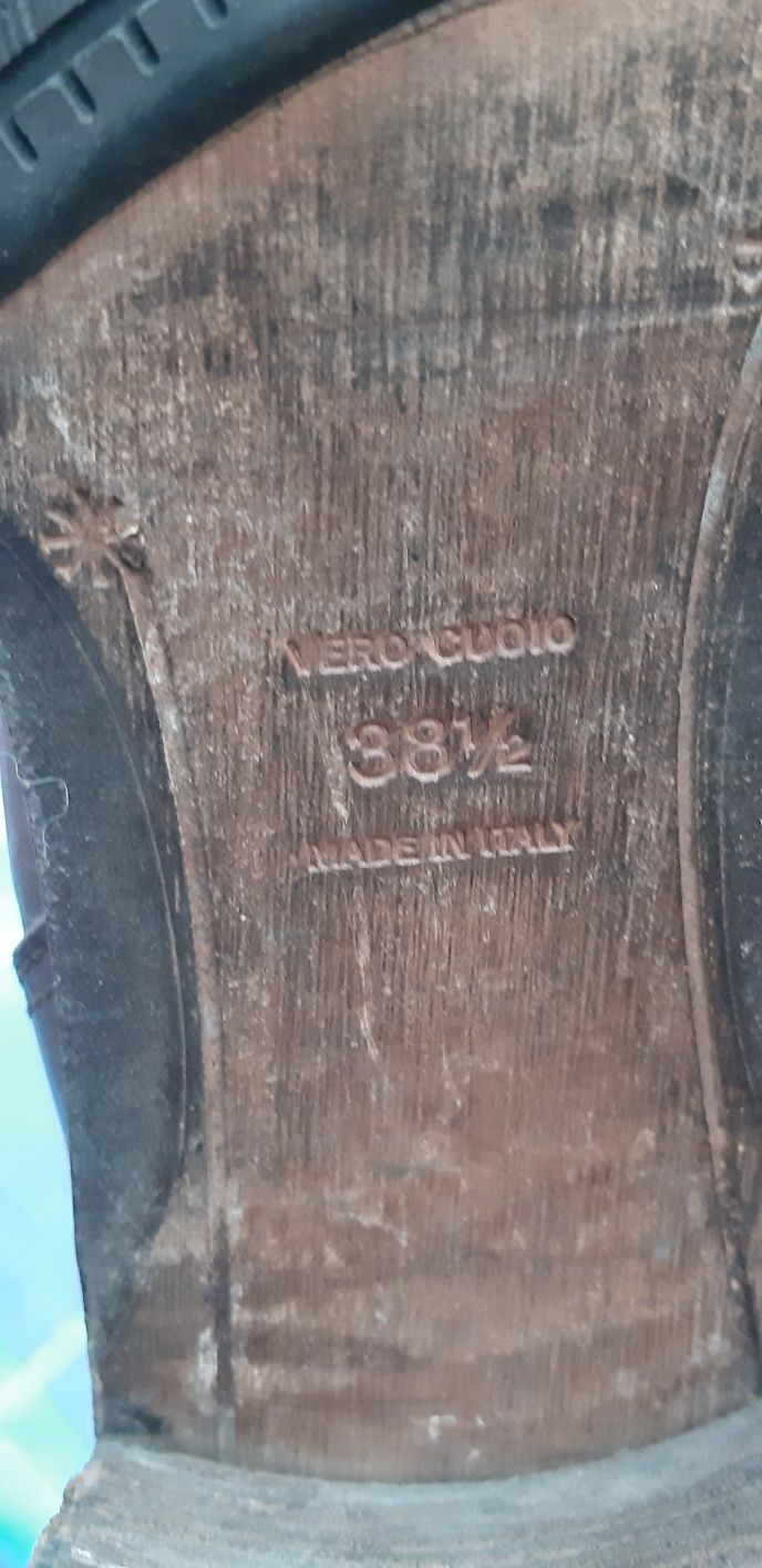 Włoskie kozaki ze skóry r. 38,5