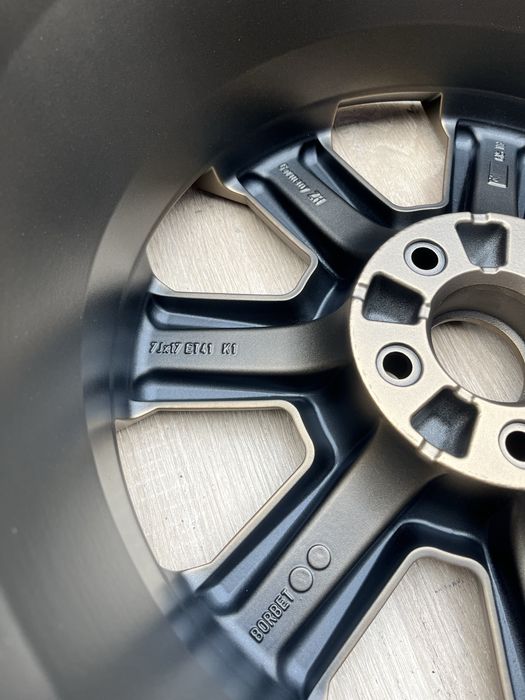 5/110 R17 ET41 7J 65,1 Opel Goauto оригінальні диски Borbet
