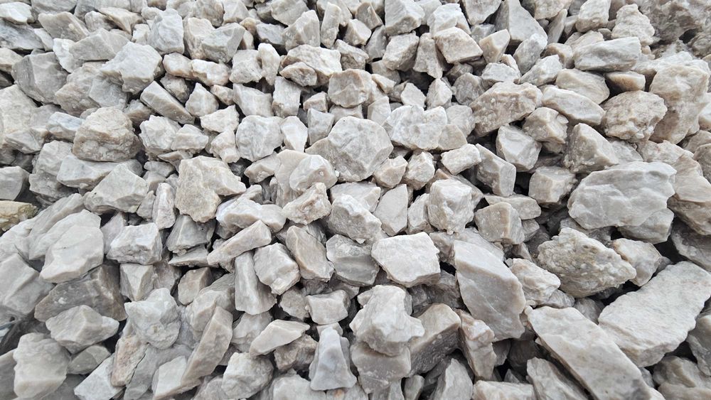 Grys biały beżowy ogrodowy ozdobny granit gnejs biała marianna kostka