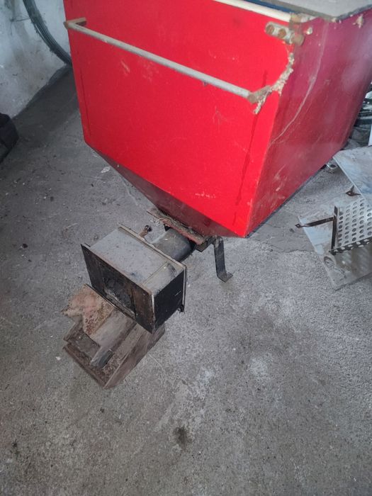 Części do pieca na pellet. Palnik
