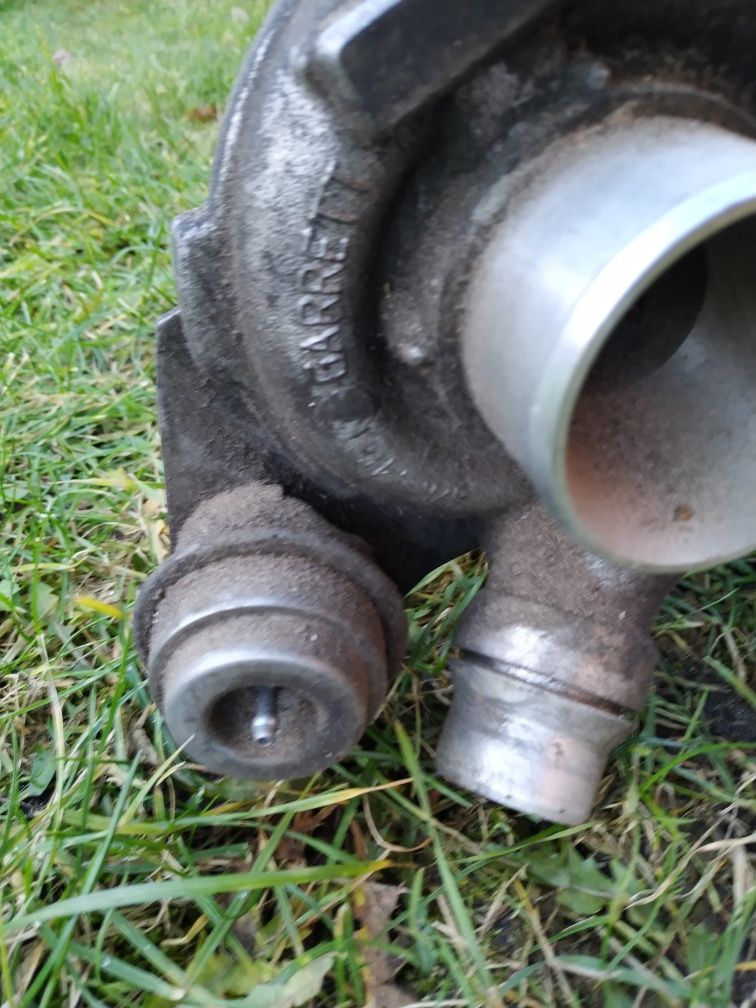 Turbosprężarka turbina Turbo 2.0 115KM CDTI DCI Diesel Vivaro Trafic