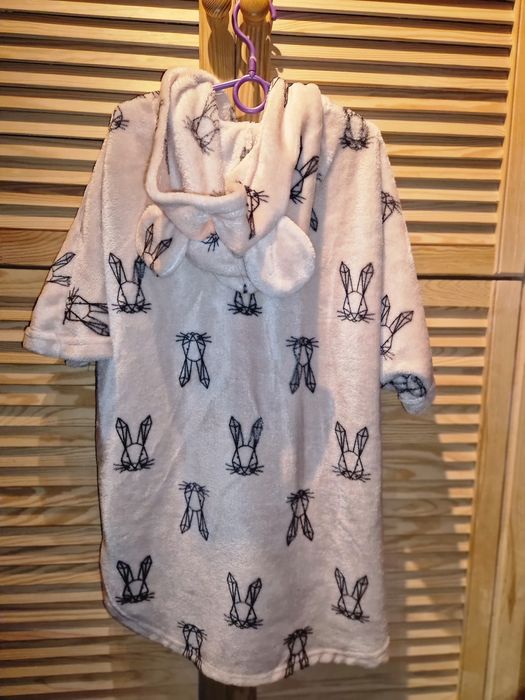 Szlafrok Carry - dziewczynka rozm. 116-122