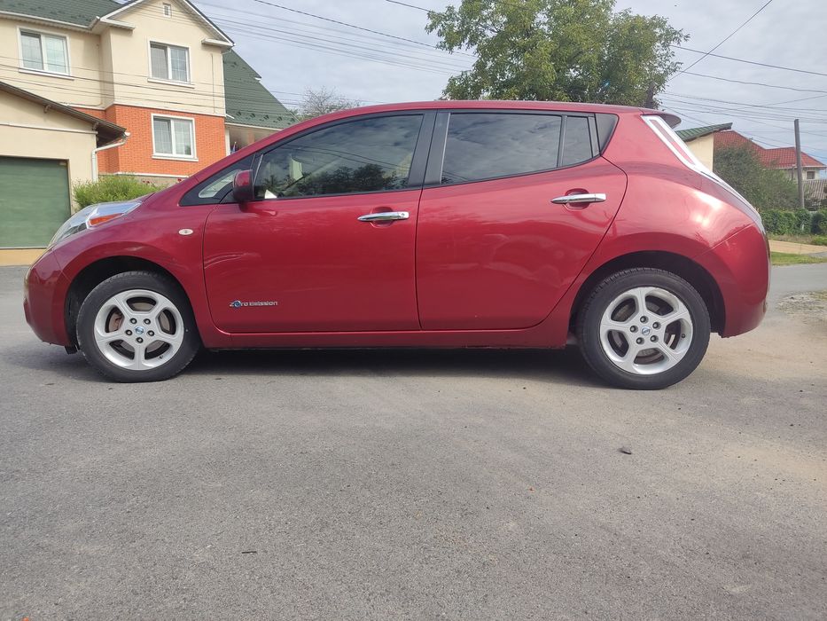 Nisan Leaf 2011 24kw 65%