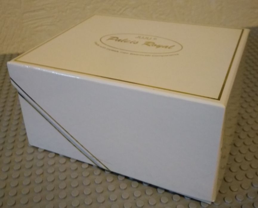 Миниатюрная пара туфелек Romeo /Juliette с кристаллами Сваровски.