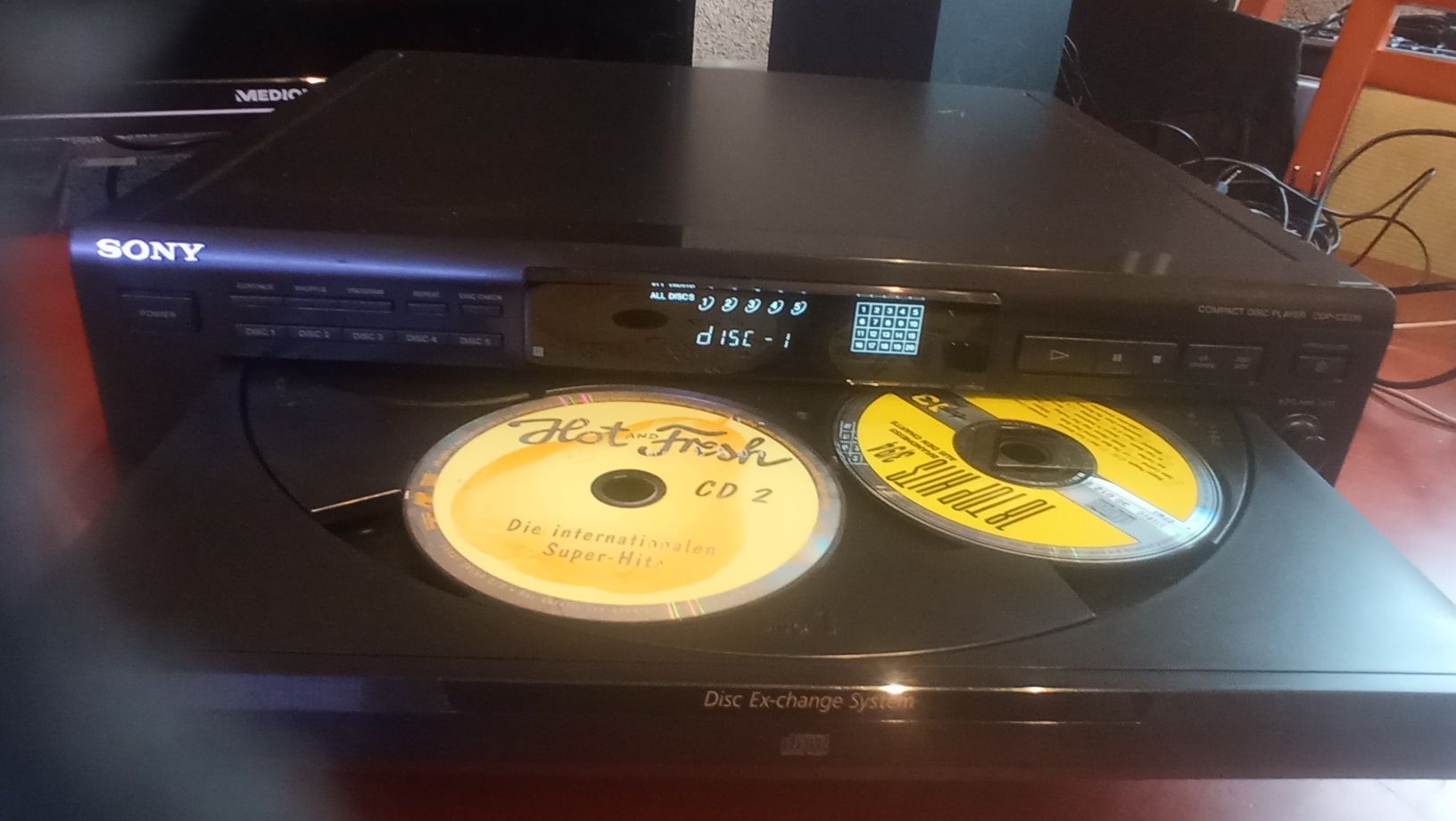 Zmieniarka odtwarzacz CD Sony CDP-CE315