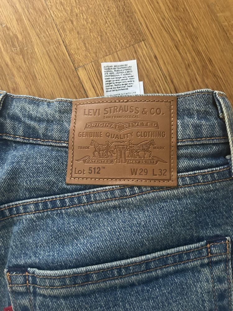 Джинси levi’s W29 L 32