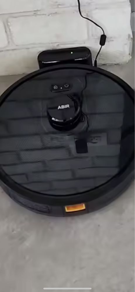 Robot  sprzątający ABIR x8