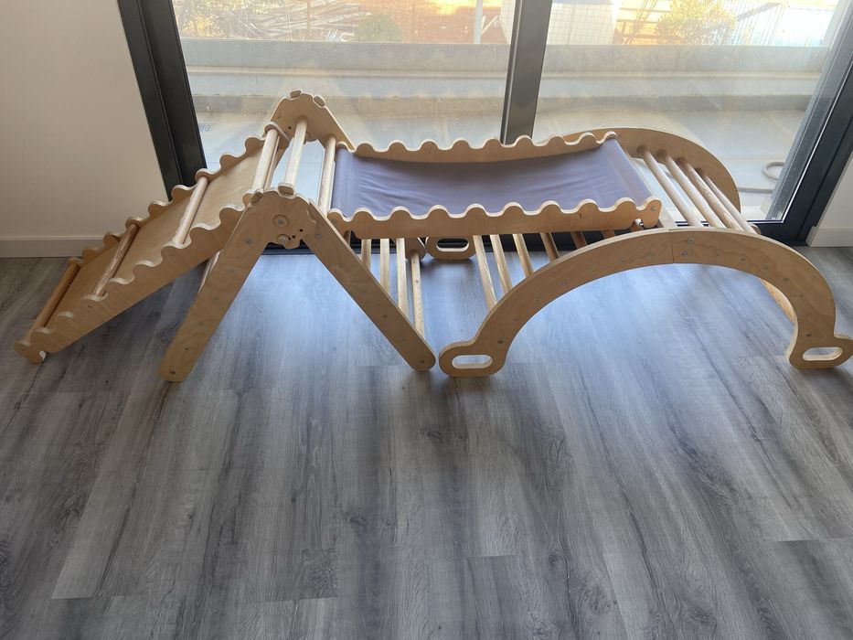 Conjunto Pikler/Montessori – Triângulo + Rampa + Arco + Tela –