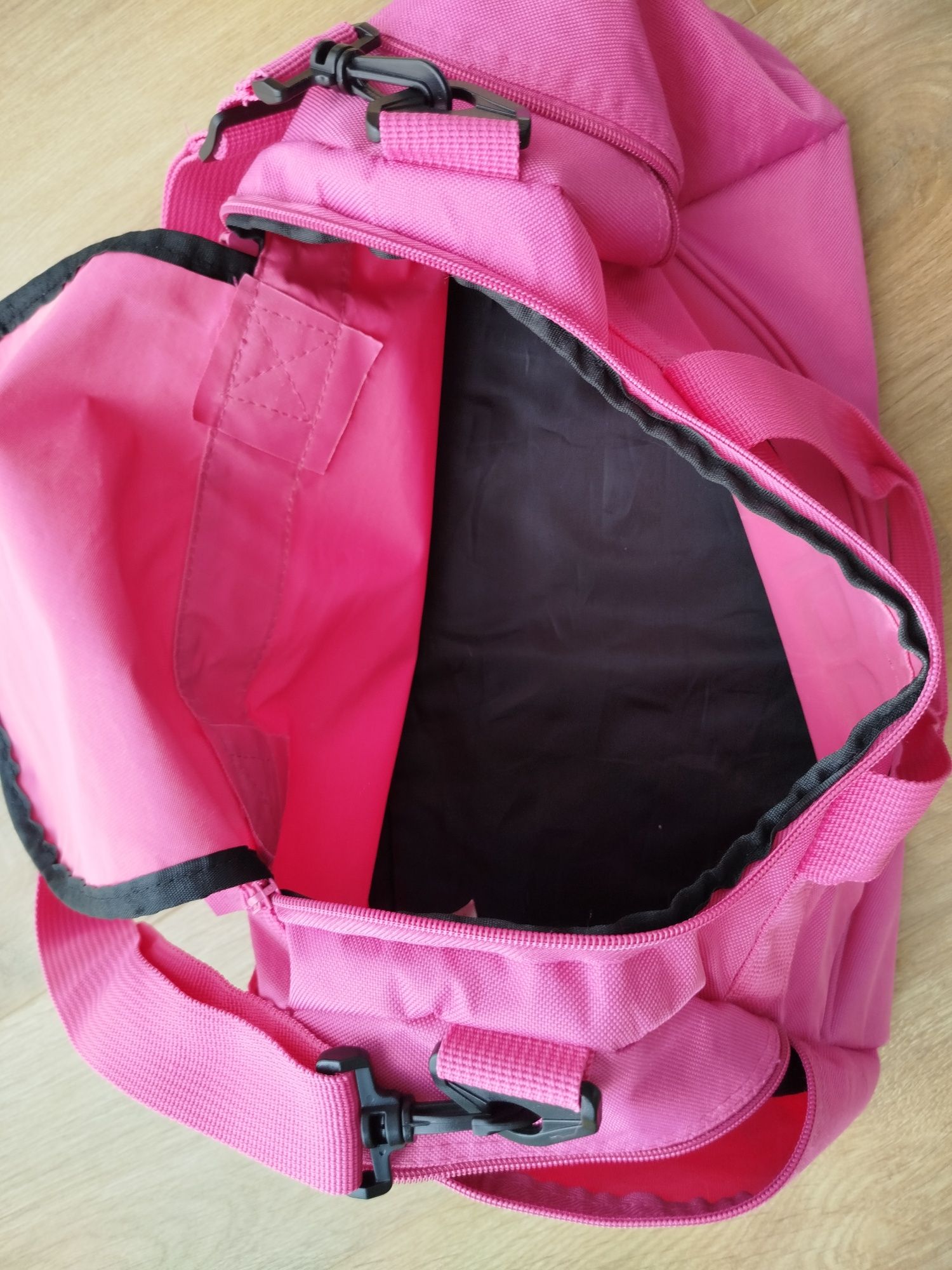 Saco desportivo cor de rosa