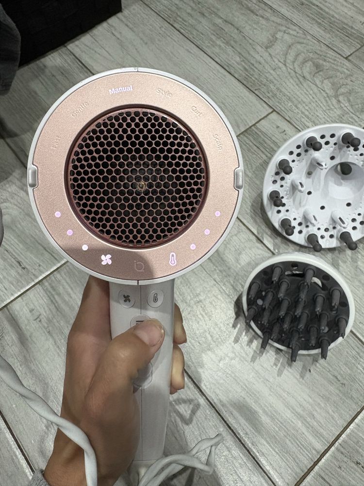 Suszarka do włosów Philips BHD827 SenseIQ