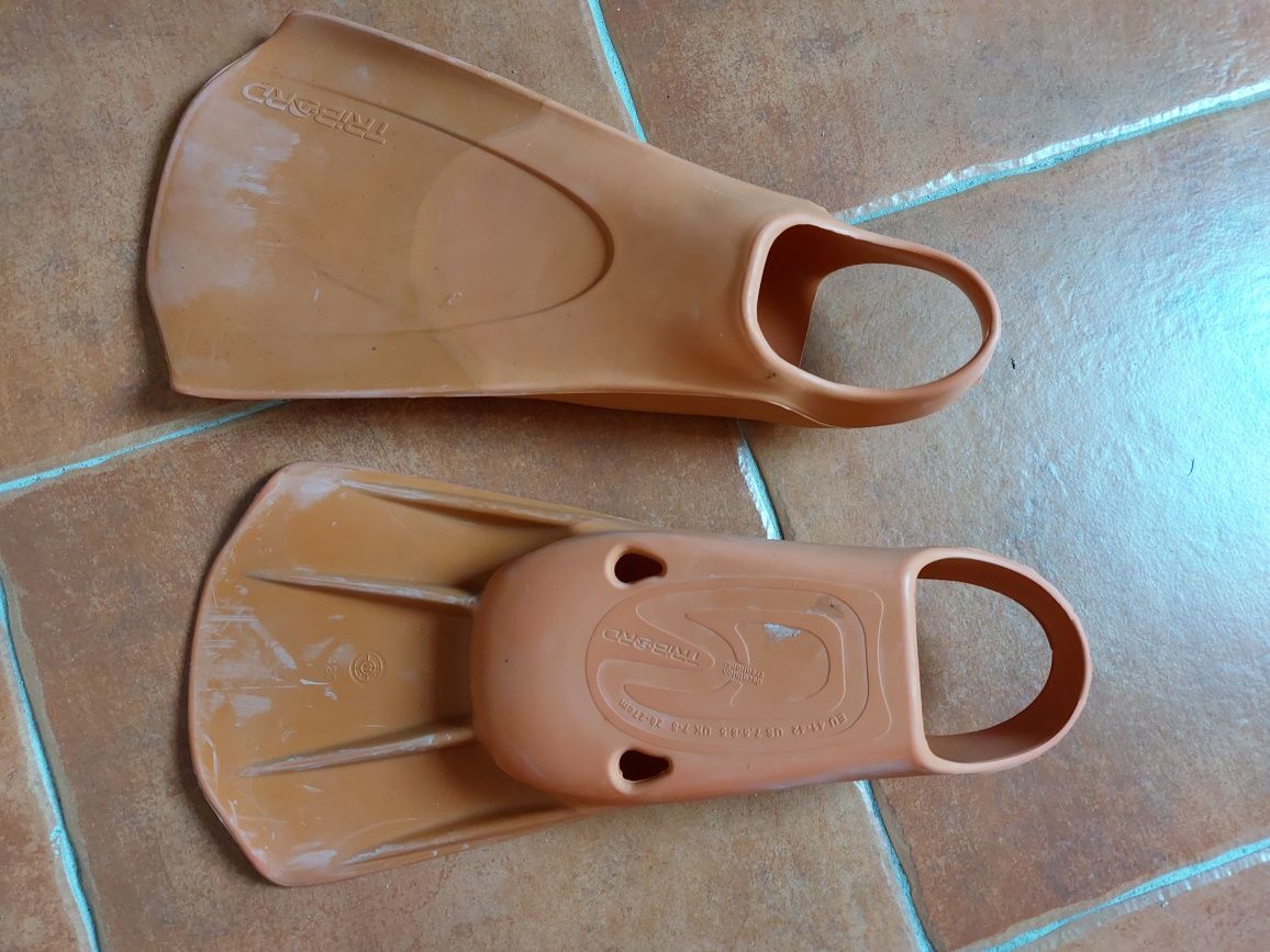 Barbatanas bodyboard e prancha de bodyboard