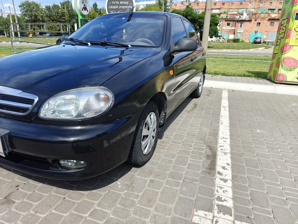 Продам Нормальный живой Ланос