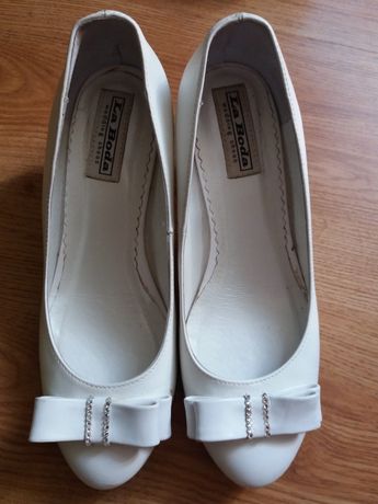Pantofle białe  ślubne