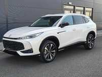 MG HS 1.5 170KM Automat Excite Biały z czarnym wnętrzem
