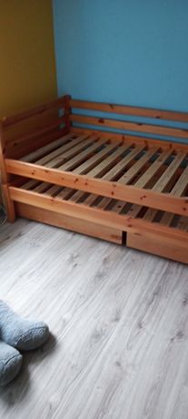 Łóżko rozsuwane z szufladami