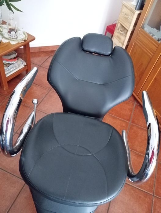 Cadeira de barbeiro como nova