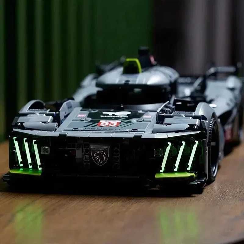 Lego Technic 42156 PEUGEOT 9X8 24H Le Mans Hybrid Hypercar 1775 деталі