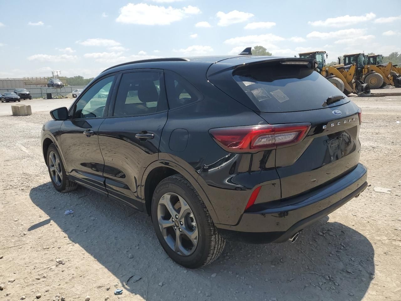 Ford Escape 24 R silnik 1.5/185 4x4