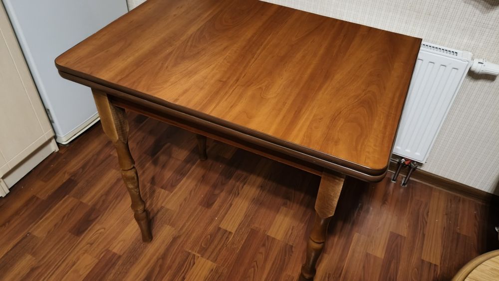 Стіл кухонний розкладний