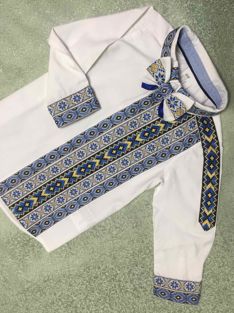 Вишиванка для хлопчика вишита сорочка