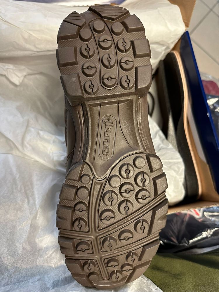 Nowe buty wojskowe Bates