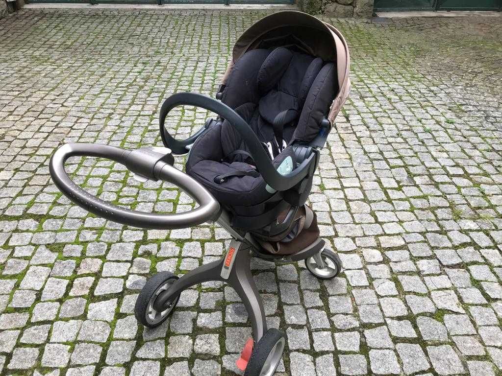 Carrinho Bébé STOKKE + Ovo com Base Isofix Besafe IZI Sleep