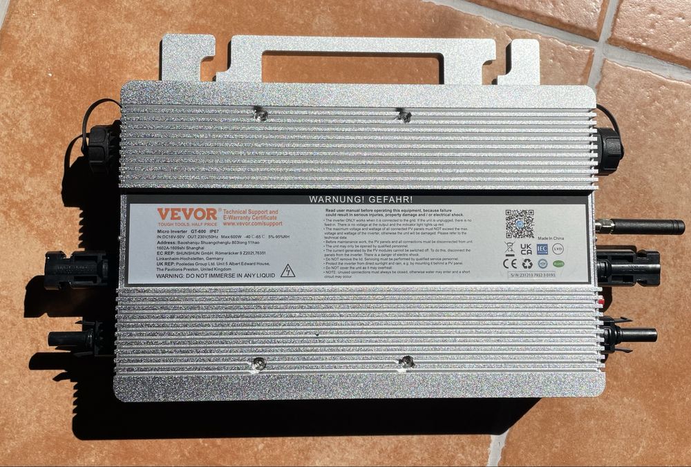 microinversor vevor plug and play 600W