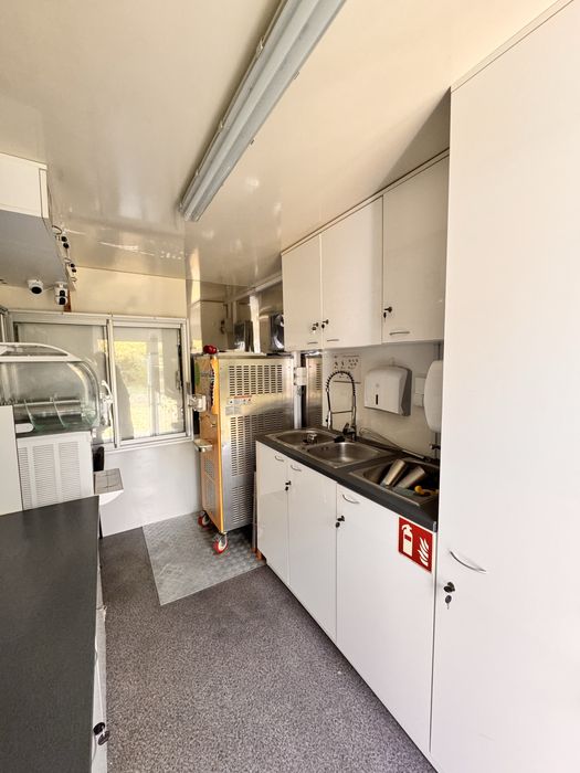 Przyczepa gastronomiczna lody gofry niewiadów