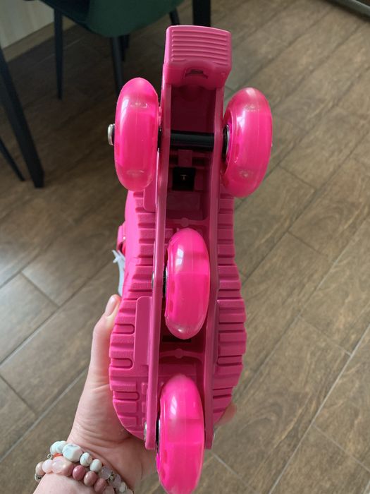 Продам новые ролики 36 размера