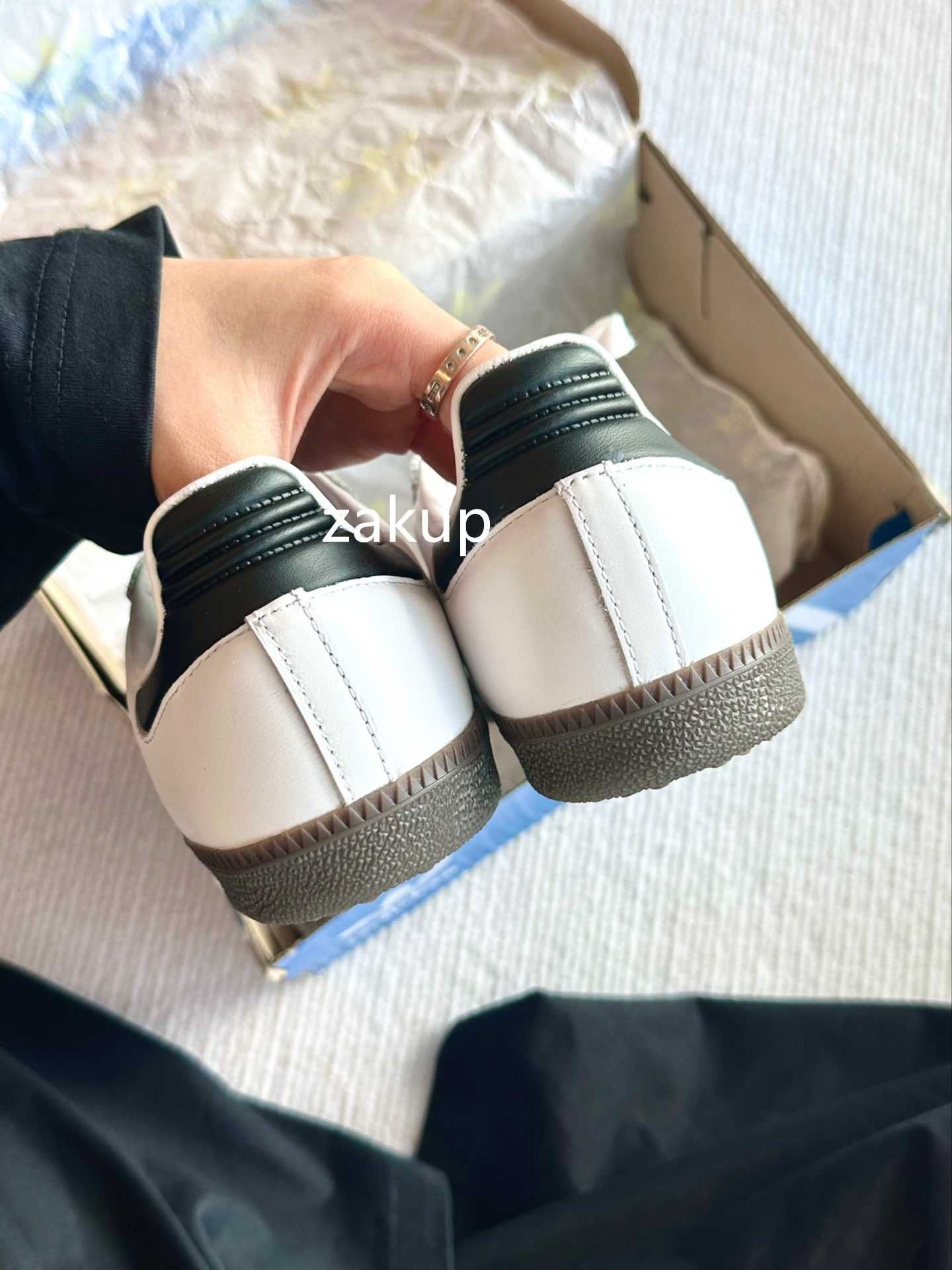 Oryginalny Adi Trampki_adidasSambaOG Cloud WhiteCoreBlack R.40