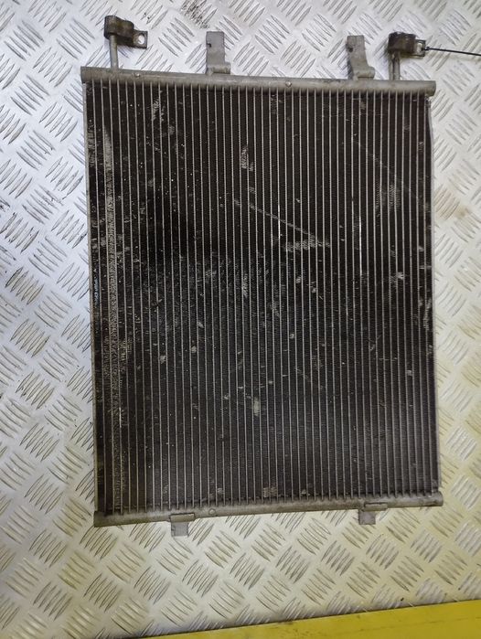 Радіатор кондиціонера 2.0 дизель Renault Trafic 2  Vivaro Трафик 2 Т2