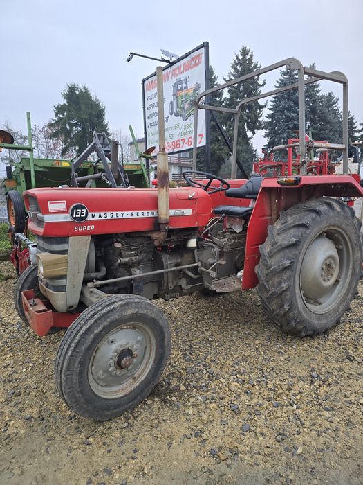 Ciągnik rolniczy Massey Ferguson 133 super * import Niemcy *