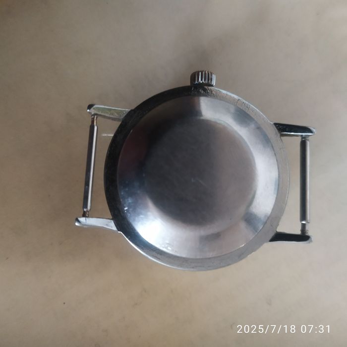Zegarek mechaniczny Rakieta.