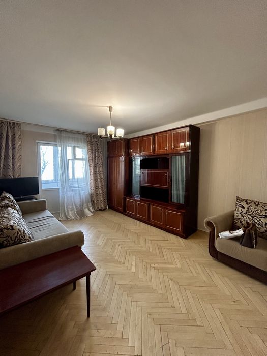 Оренда 2к  вул. Левка Лук‘яненка 2 метро Мінська