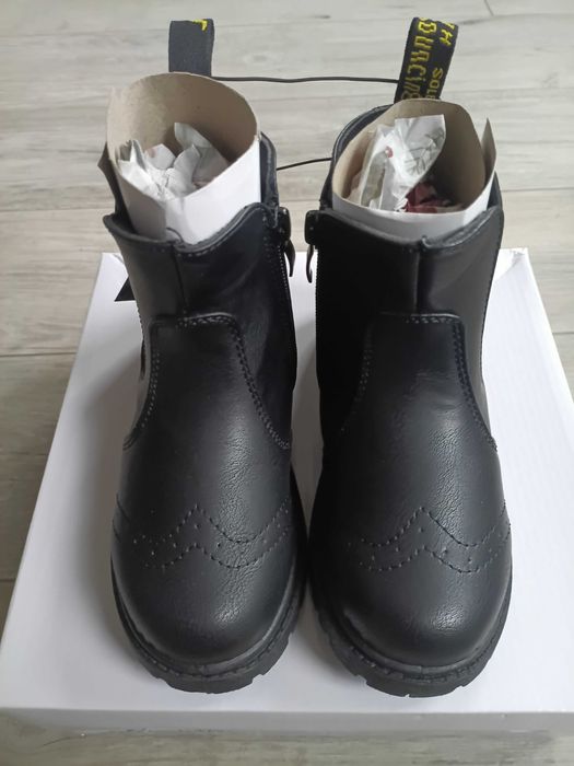 Buty dla dziewczynki