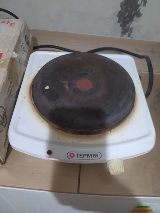 Продам елекроплитку Термія