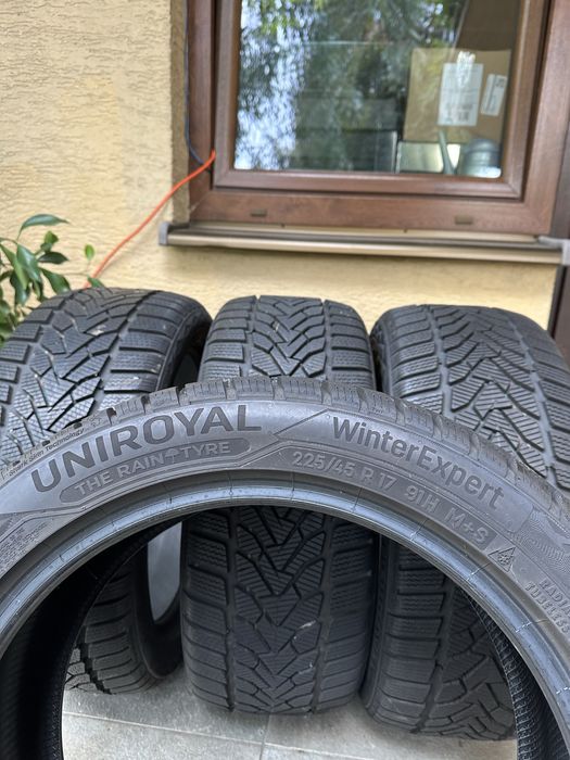 Opony zimowe Uniroyal Winter Expert dot 2022 7,5mm