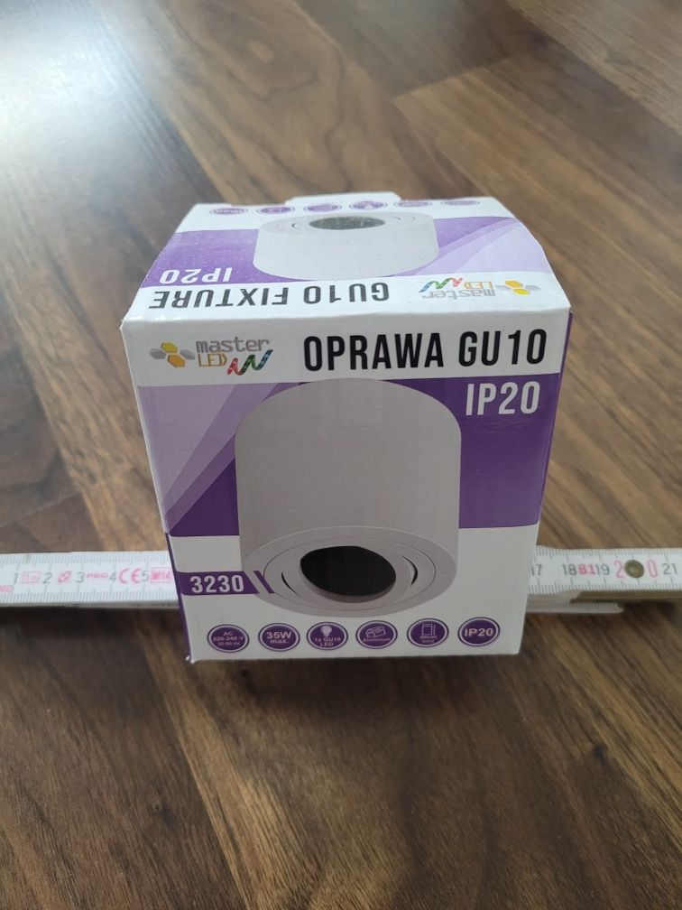 Oprawa natynkowa tuba biała 84mm