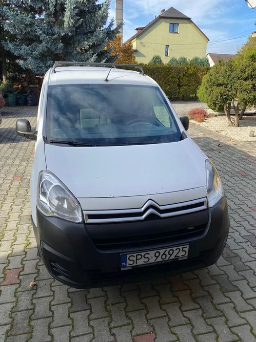 Citroën BERLINGO VAN 1,6 BlueHDI L2 FEEL  Citroen Berlingo 1,6  bardzo dobry stan FV