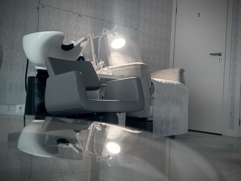 Oferta odstąpienia salonu na Woli