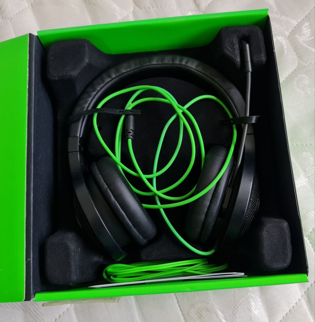 Наушники Razer Kraken Essential. Идеал.