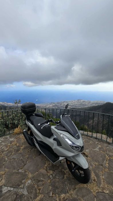 Mota pcx 125 cinza
