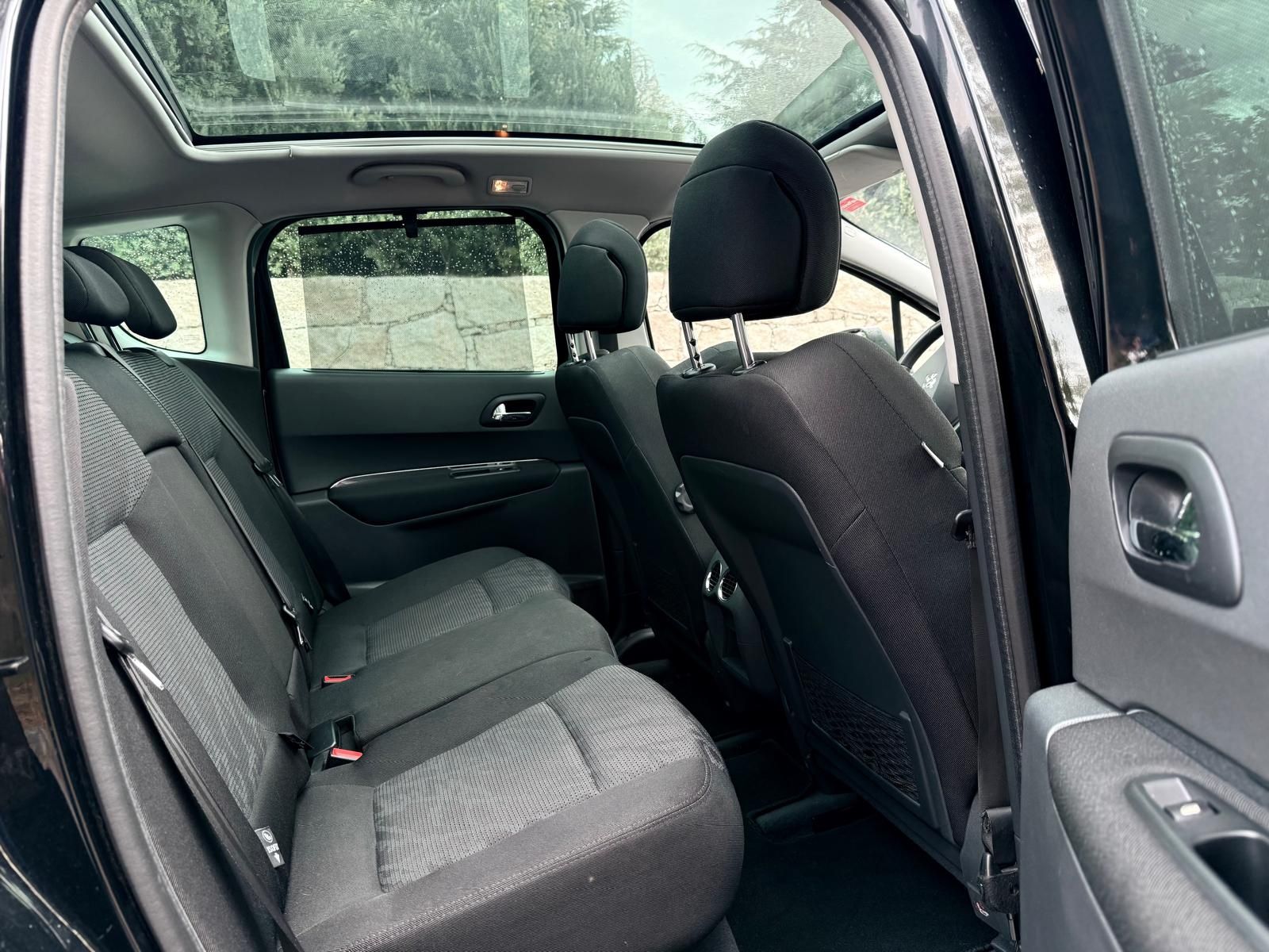Peugeot 3008 1.6 HDi ***Reservado